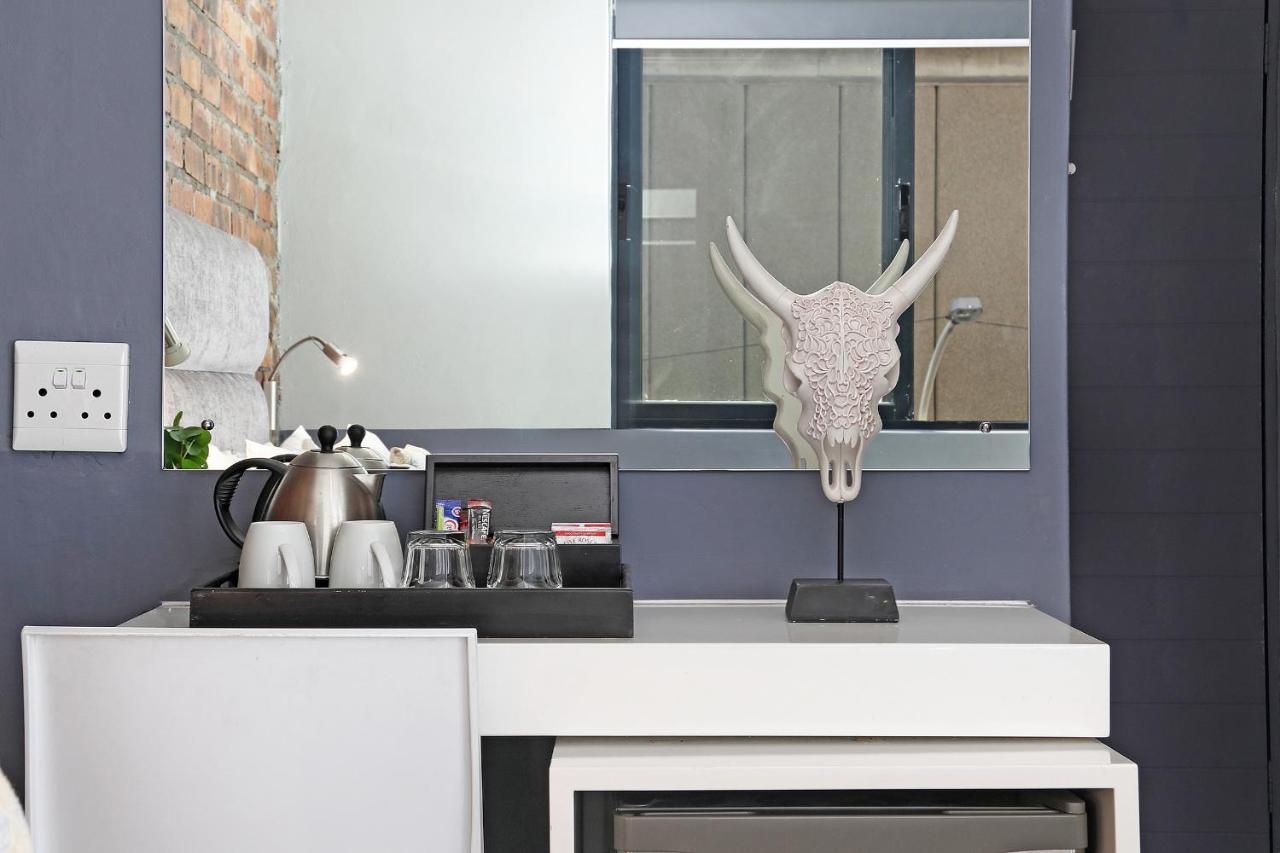The Rhino Hotel & Apartments Le Cap Extérieur photo