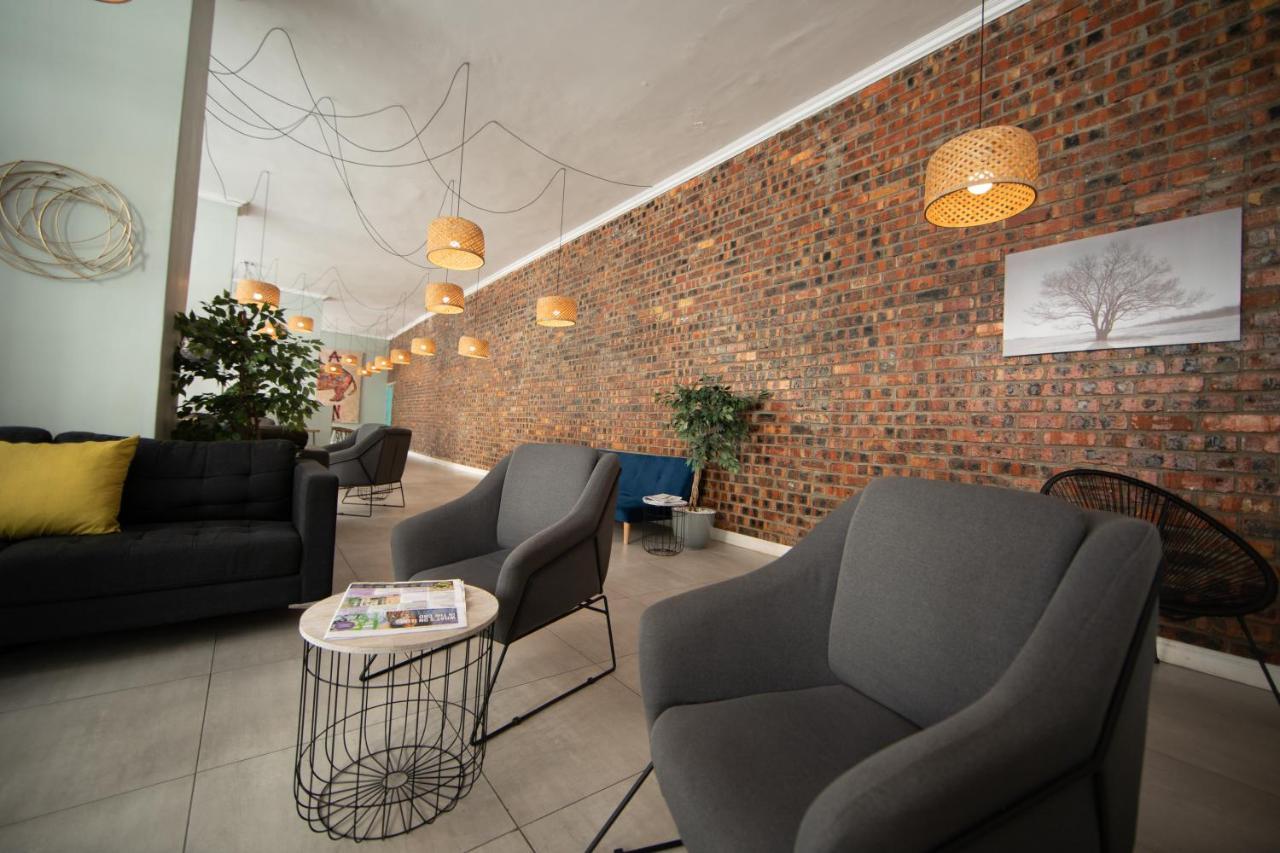 The Rhino Hotel & Apartments Le Cap Extérieur photo