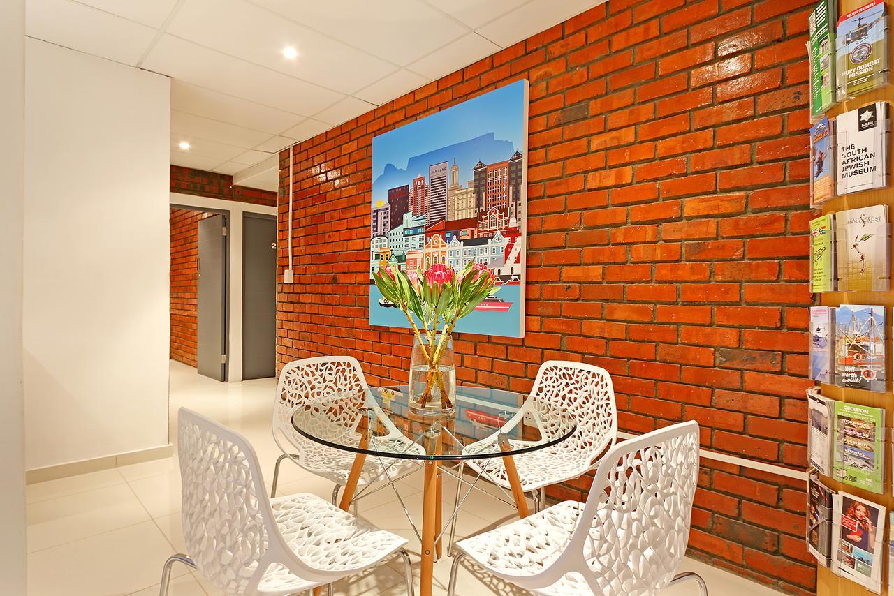 The Rhino Hotel & Apartments Le Cap Extérieur photo